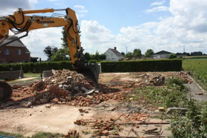 Bigger view of Afbraakwerken en aanleg van terrassen en opritten regio Roeselare, Izegem, Tielt, Ardooie, Pittem, Hooglede, Gits, Ingelmunster, Moorsele, Lendelede, Gullegem, Kortrijk