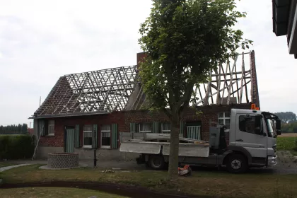 Bigger view of Afbraakwerken en aanleg van terrassen en opritten regio Roeselare, Izegem, Tielt, Ardooie, Pittem, Hooglede, Gits, Ingelmunster, Moorsele, Lendelede, Gullegem, Kortrijk