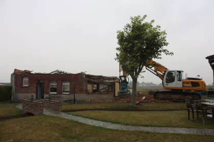 Bigger view of Afbraakwerken en aanleg van terrassen en opritten regio Roeselare, Izegem, Tielt, Ardooie, Pittem, Hooglede, Gits, Ingelmunster, Moorsele, Lendelede, Gullegem, Kortrijk